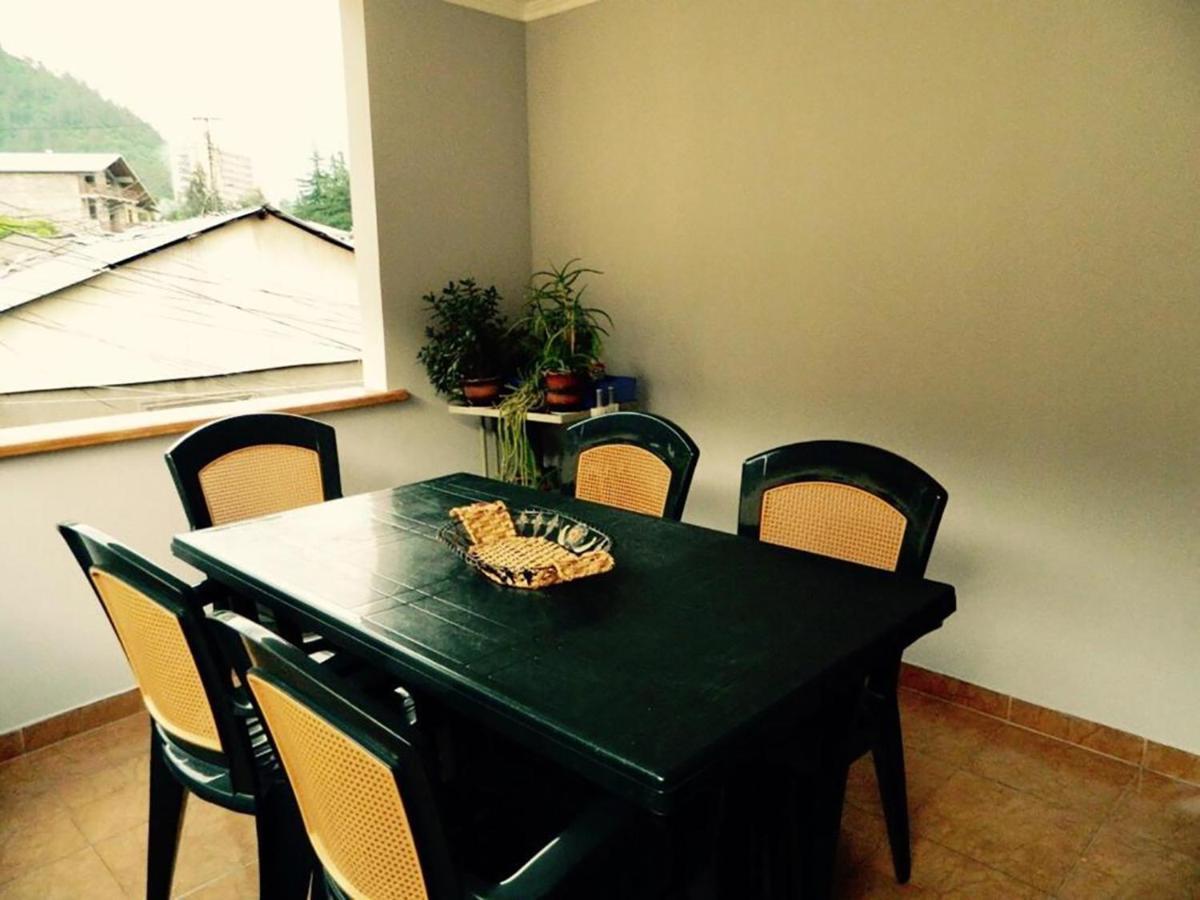 Erik'S Guest House 보르조미 외부 사진